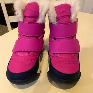 SOREL boots - toddler - size 8 - never worn
